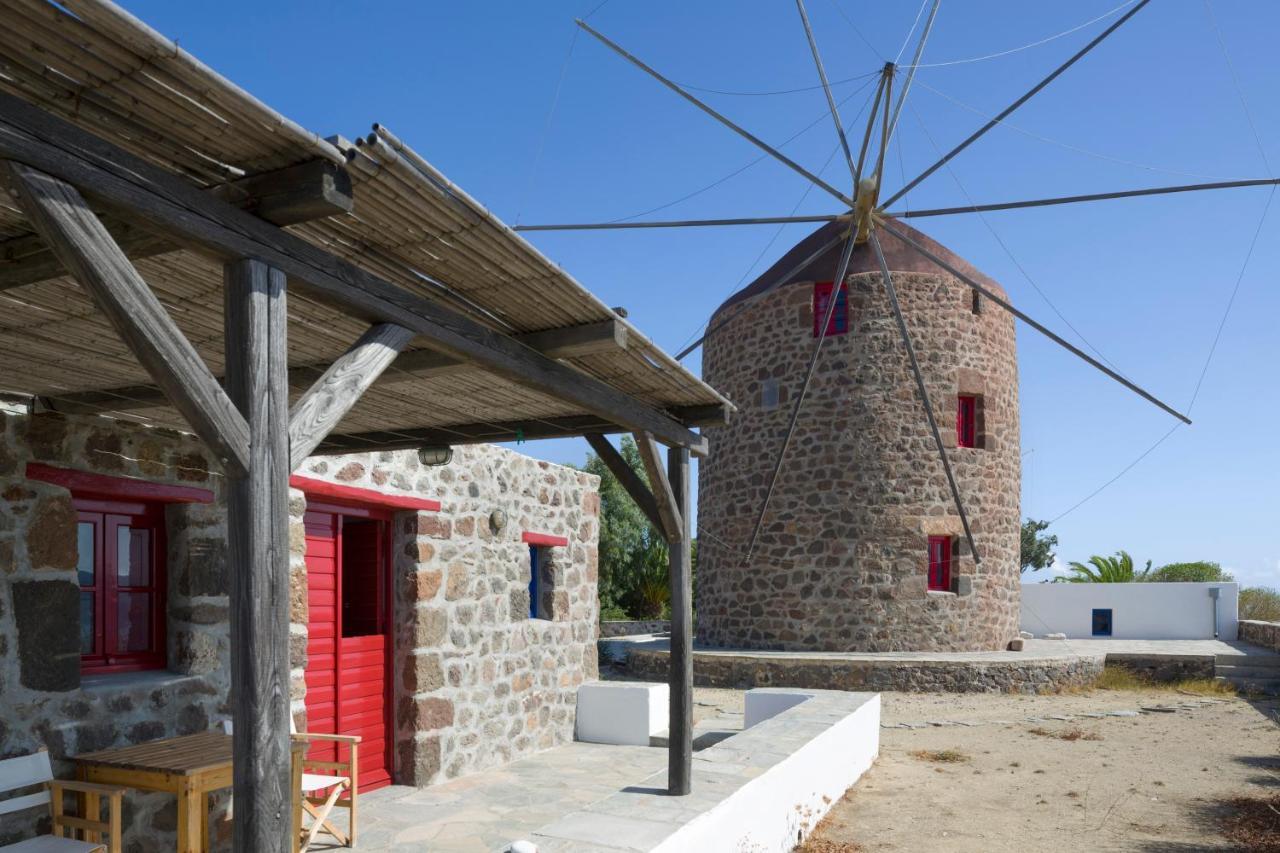 Marketos Windmill And Houses Tripiti Exterior photo